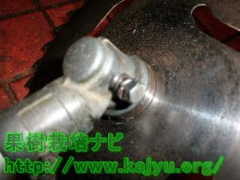 注油孔ボルトの取付